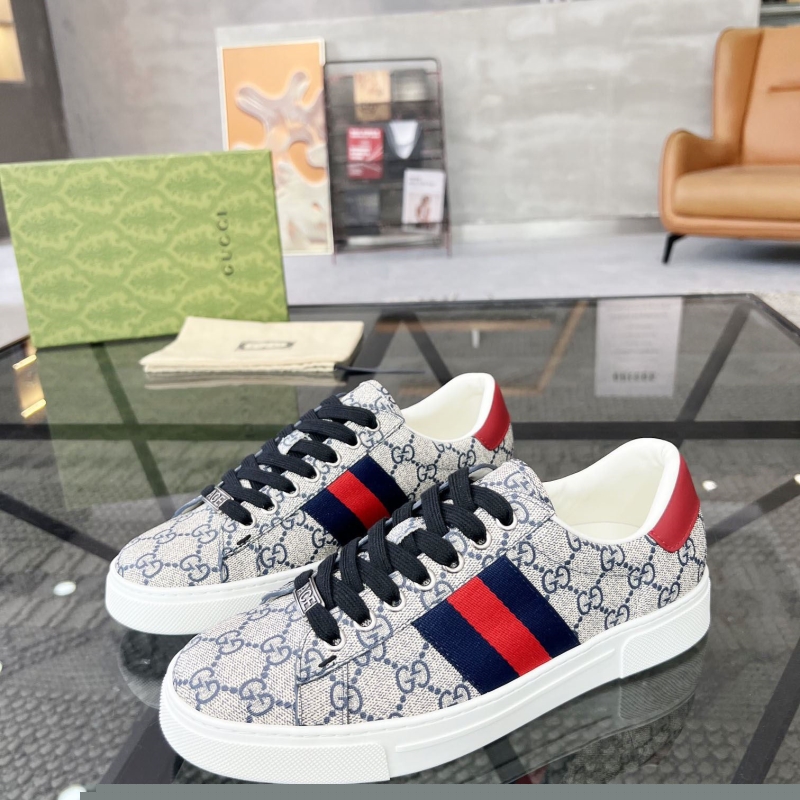 G*u*i casual shoes